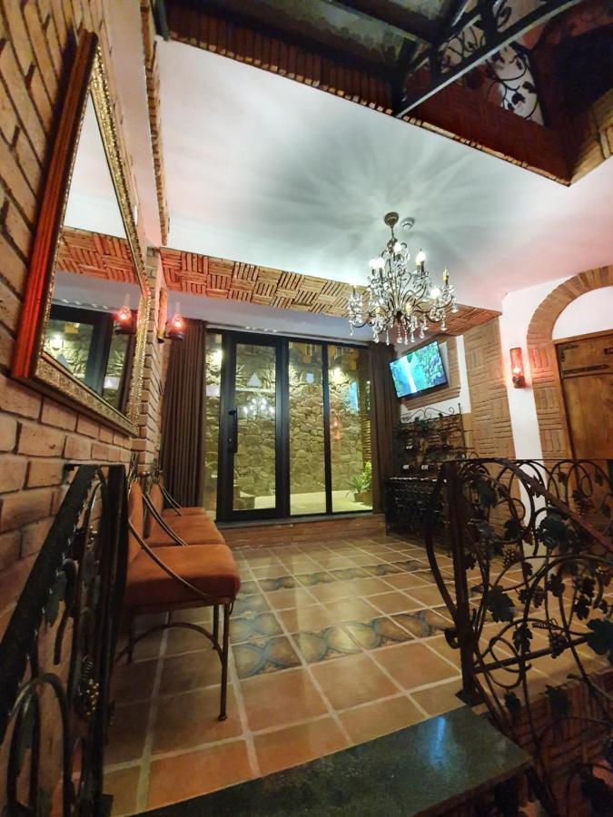 Janashia Boutique Hotels Tbilisi Buitenkant foto