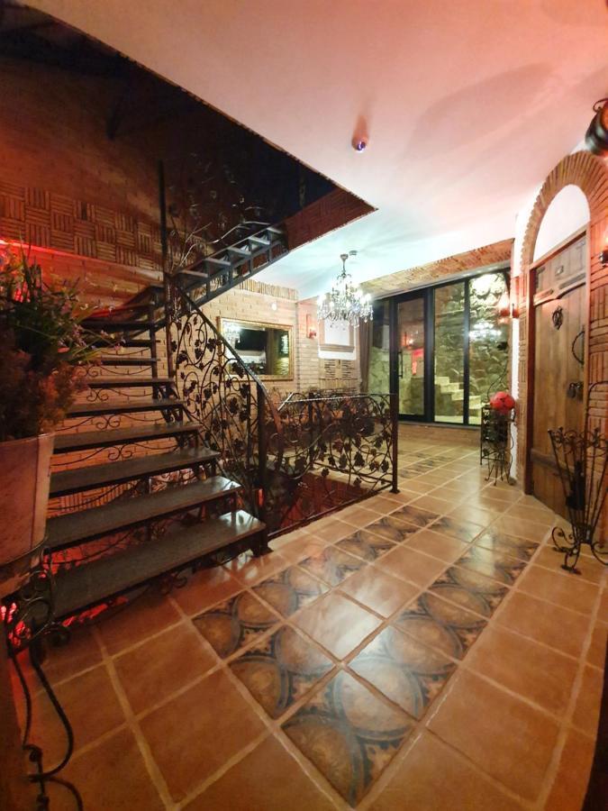 Janashia Boutique Hotels Tbilisi Buitenkant foto