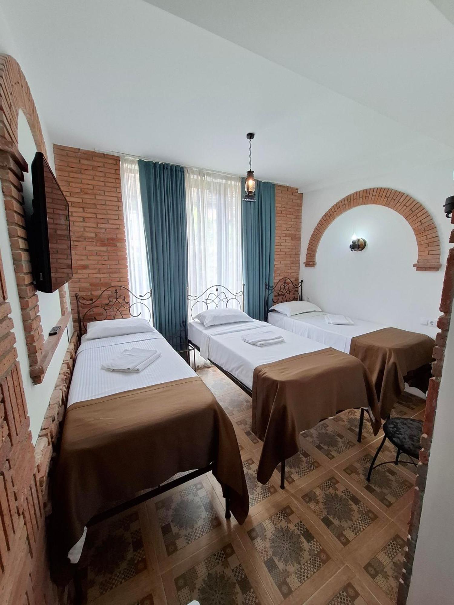 Janashia Boutique Hotels Tbilisi Buitenkant foto