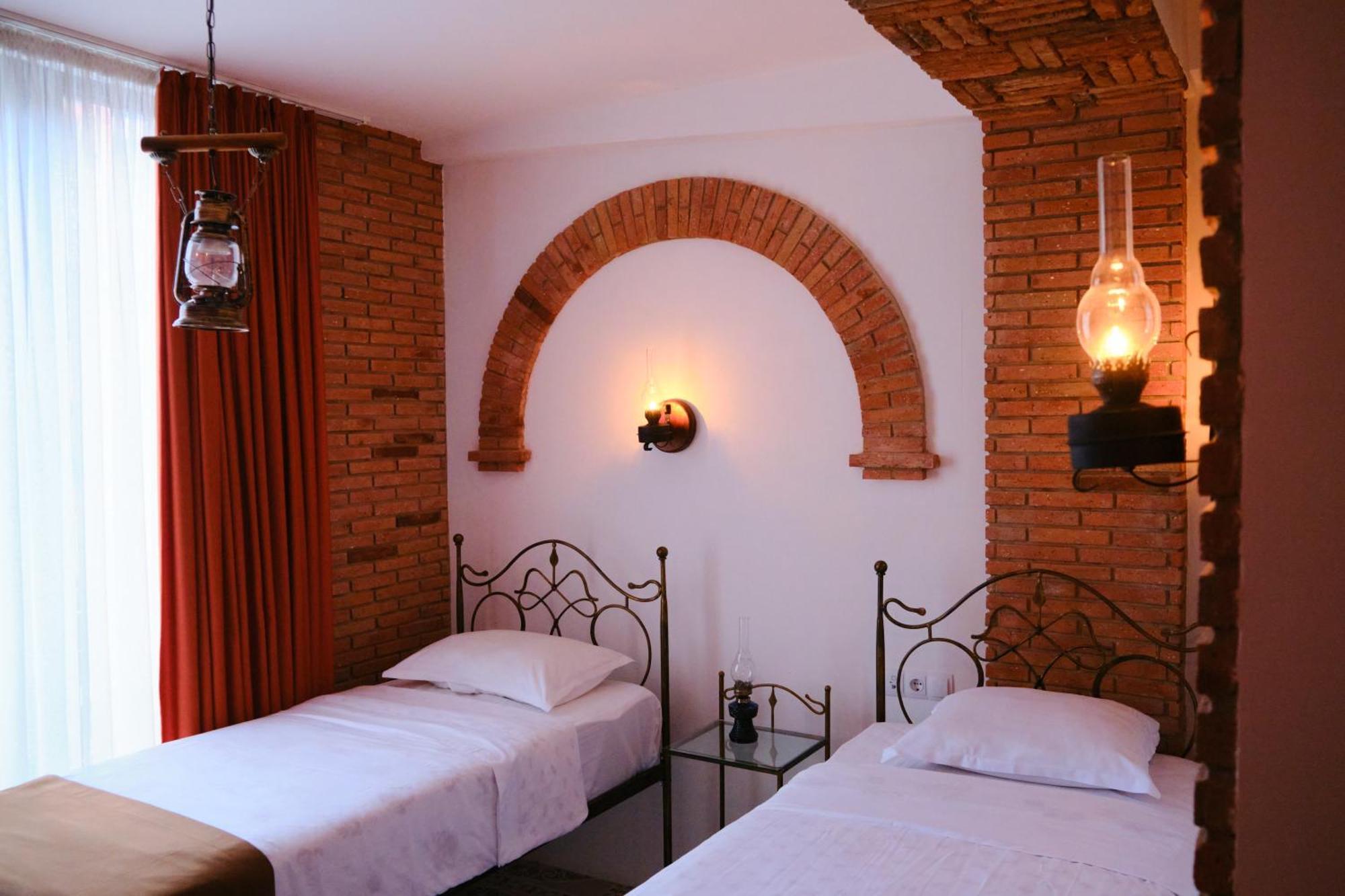 Janashia Boutique Hotels Tbilisi Buitenkant foto